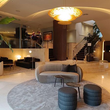 Best Western Premier Cmc Херона Екстериор снимка