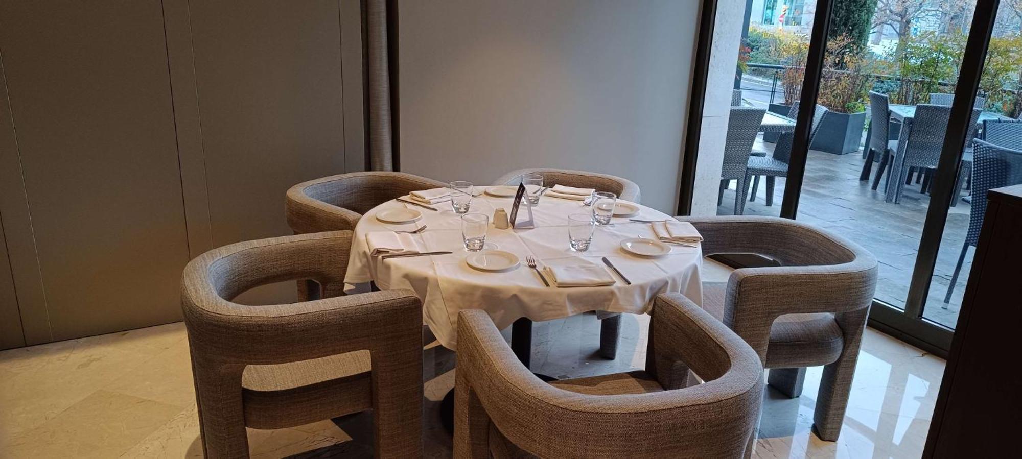 Best Western Premier Cmc Херона Екстериор снимка
